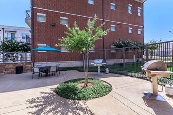 Courtyard View at Century Cedar Hill, Texas, 75104